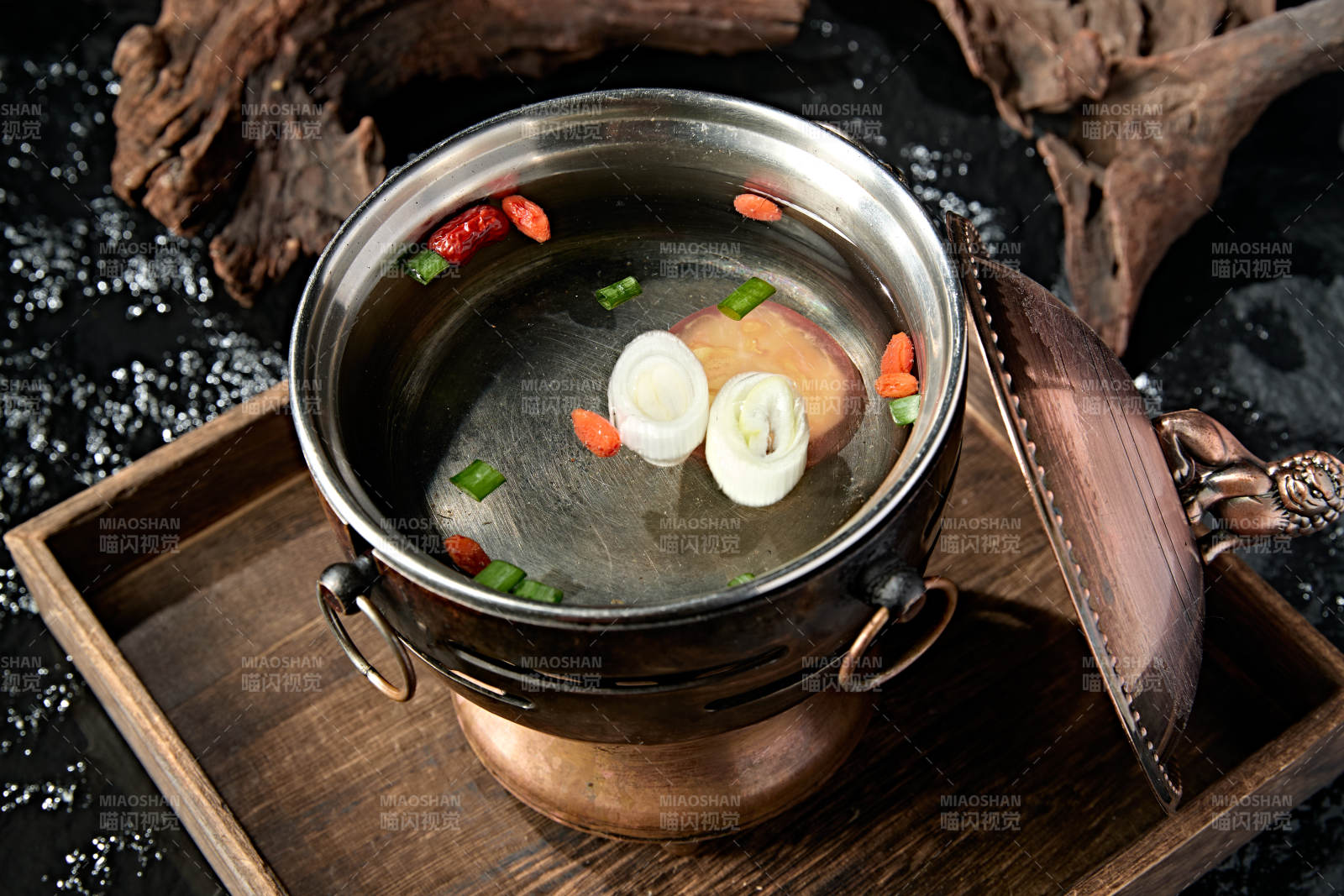 迷你小火鍋清湯高湯鍋底