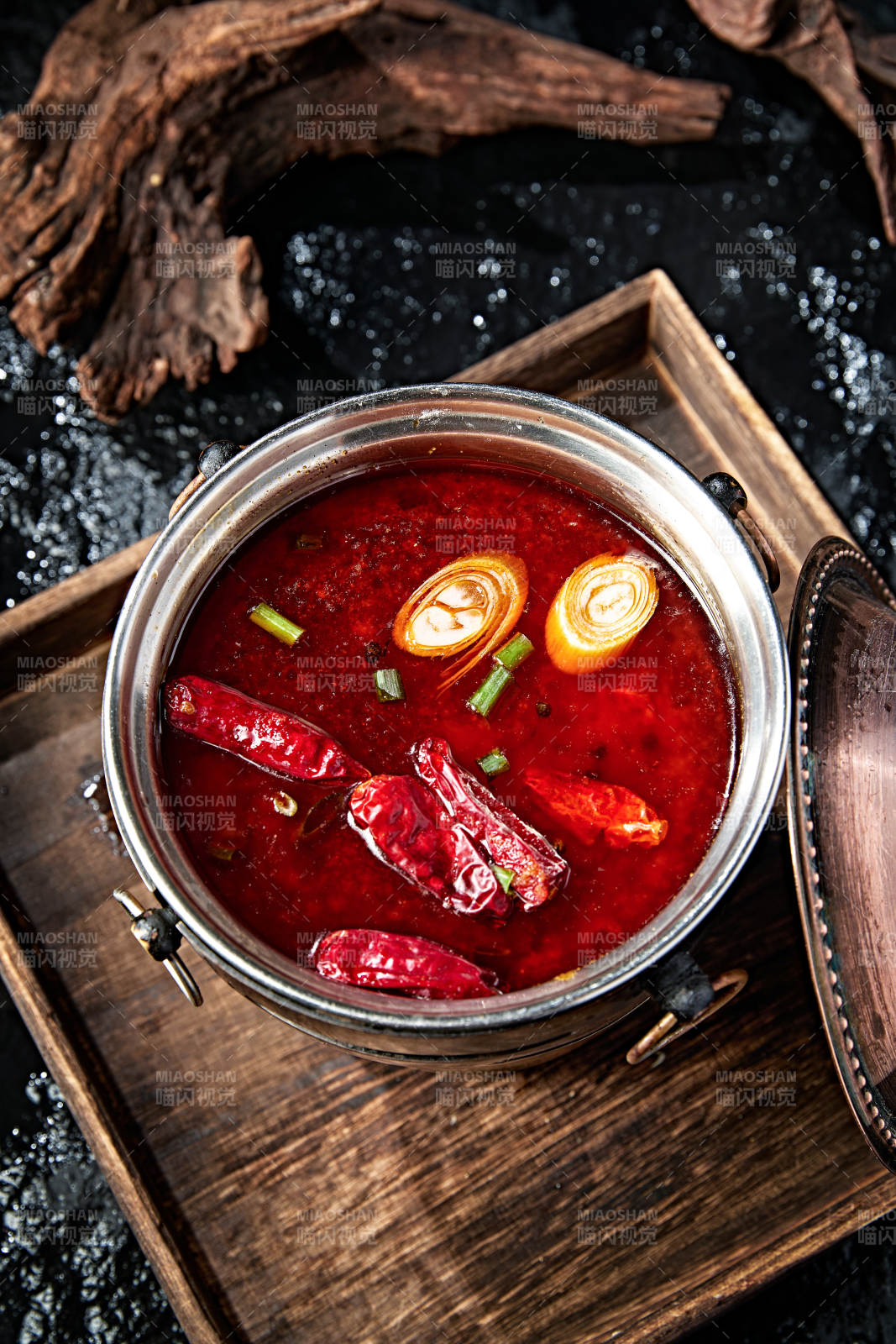 小火鍋湯底麻辣牛油鍋