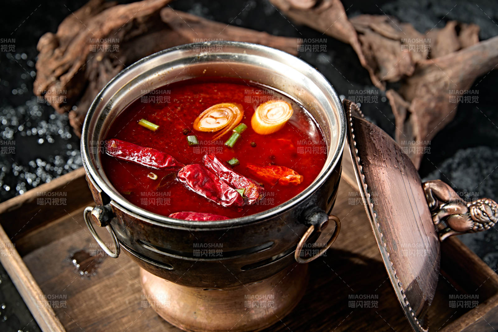 小火鍋湯底麻辣牛油鍋