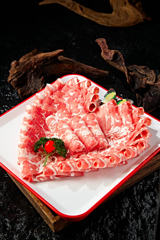 内蒙草原羔羊肉卷切片