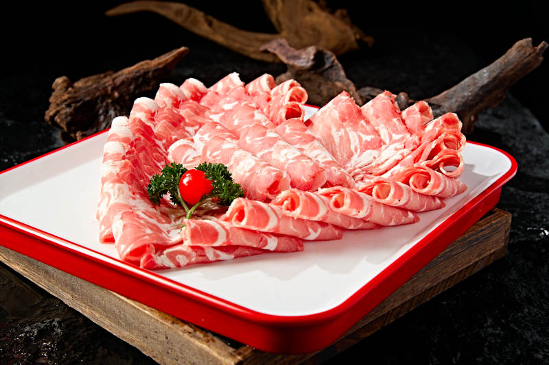 内蒙草原羔羊肉卷切片