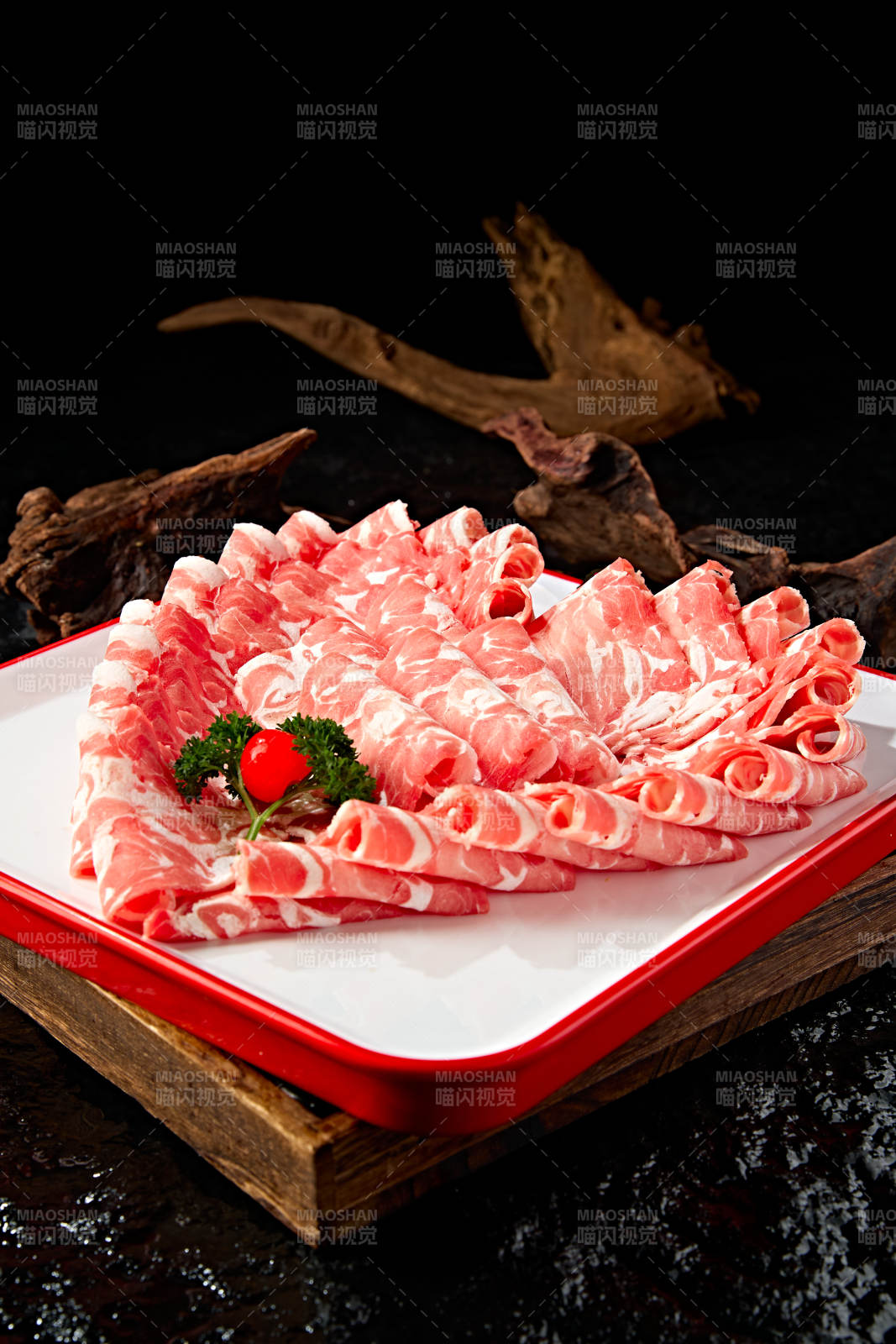 内蒙草原羔羊肉卷切片