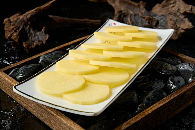 新鲜鲜切土豆片马铃薯片