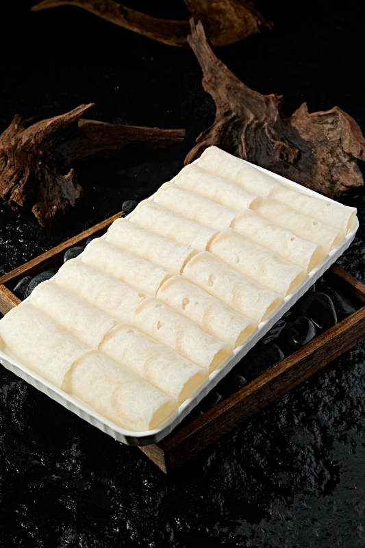 高档火锅料理食材银鳕鱼卷