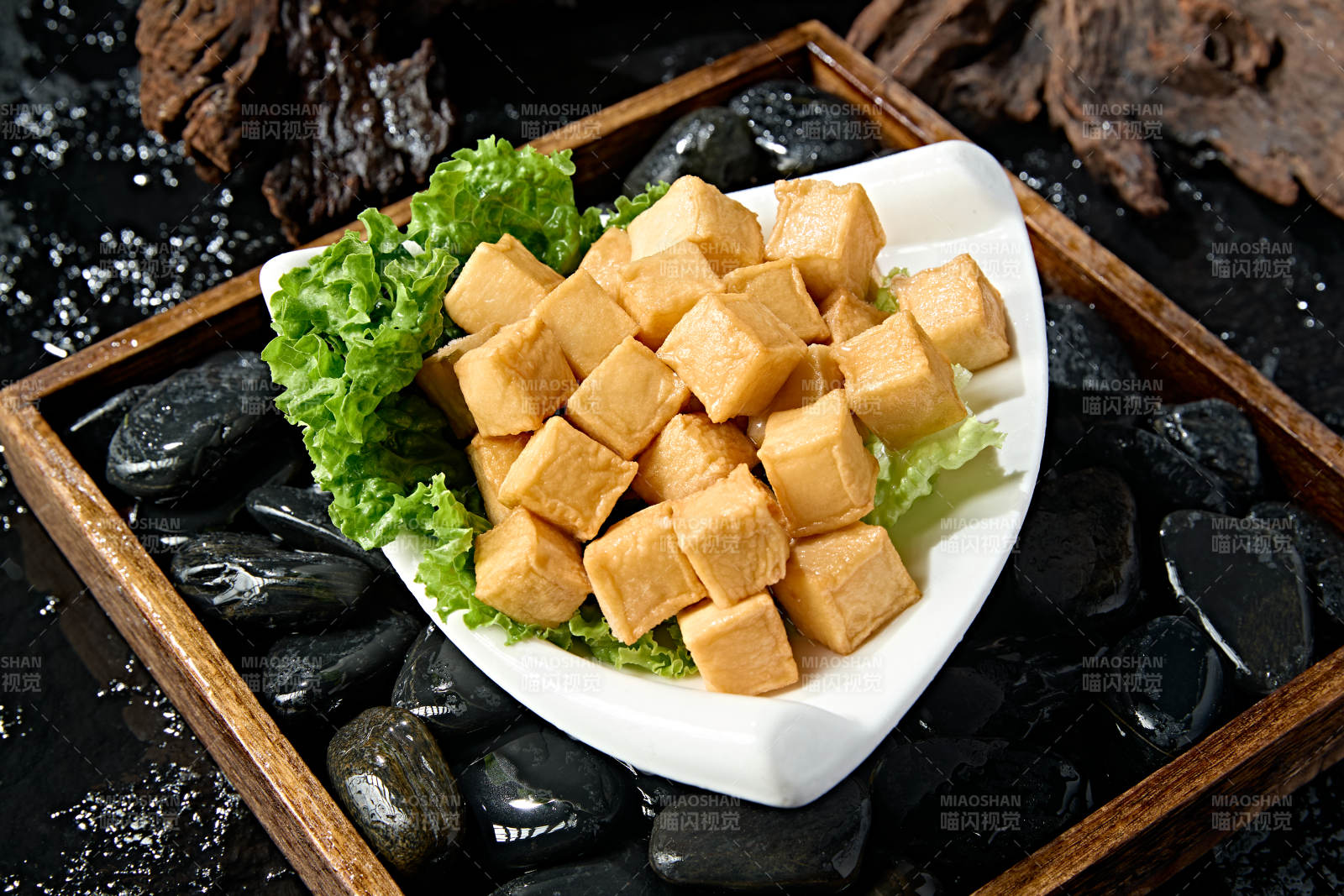 火锅配菜美味鱼豆腐-摄影图