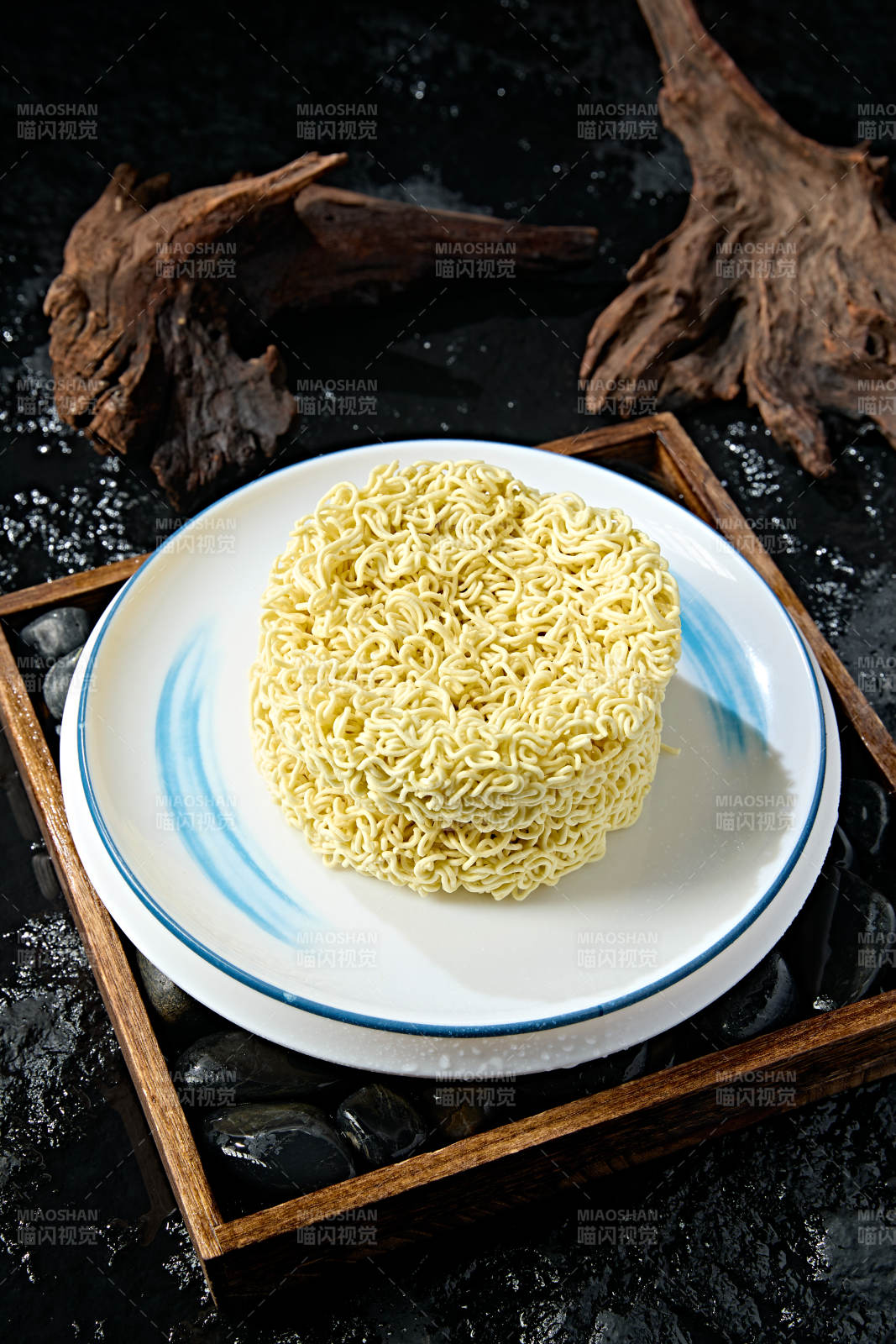 高檔火鍋料理食材方便面餅