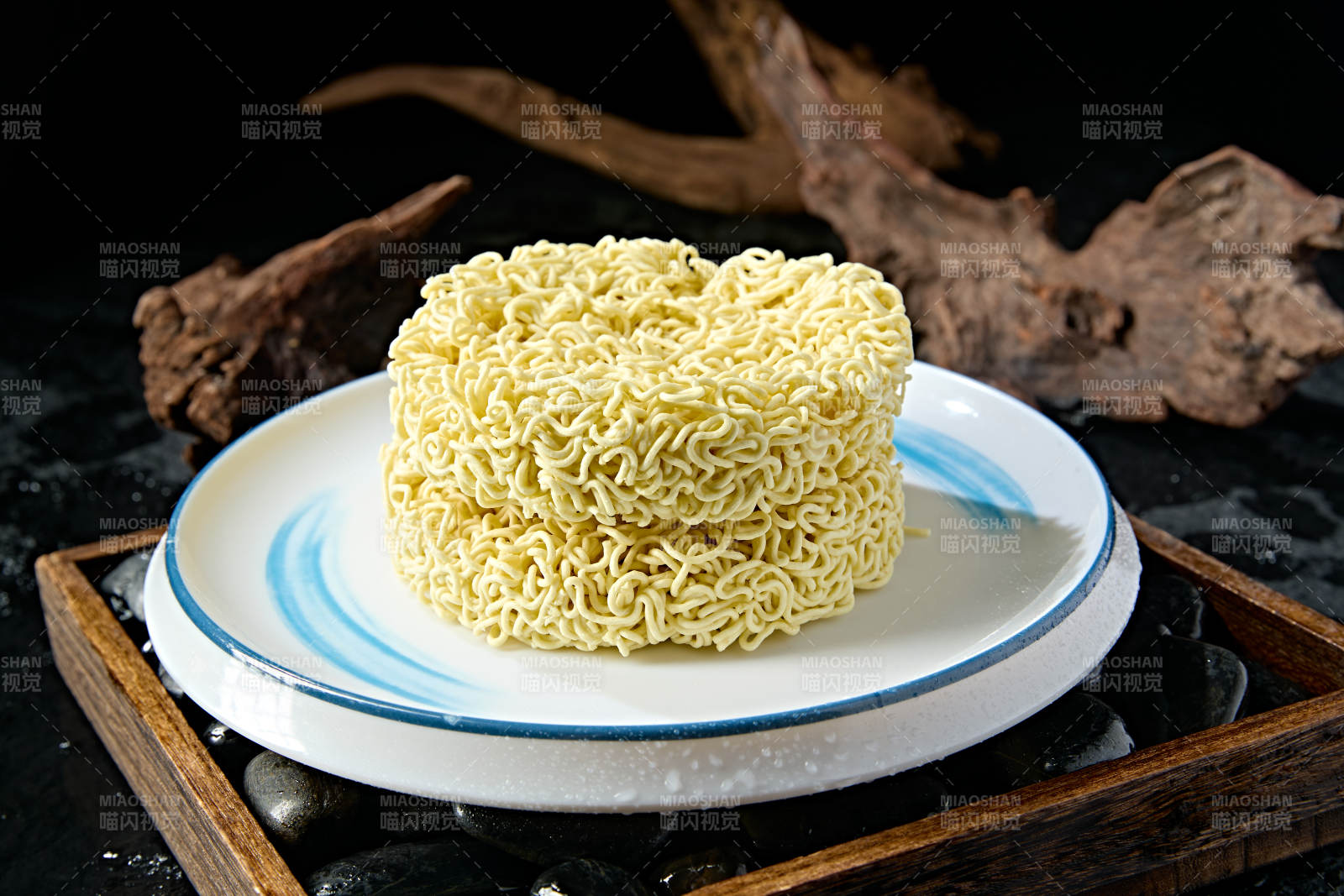 高檔火鍋料理食材方便面餅