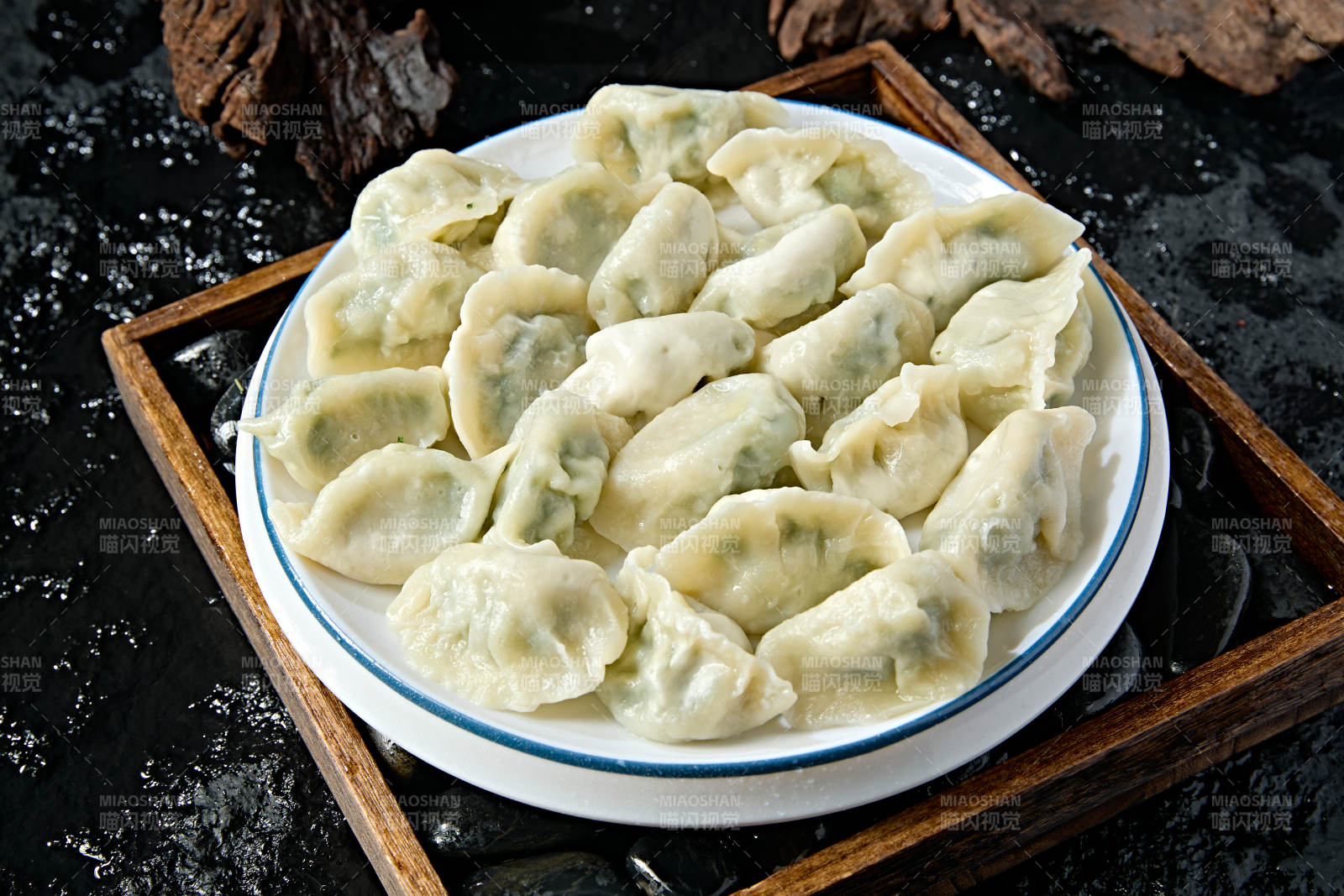 韭菜猪肉馅手工水饺