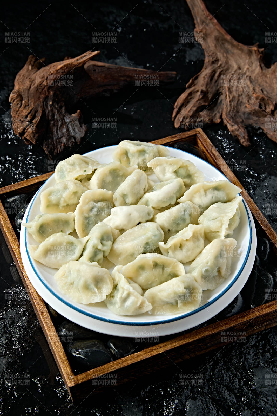 韭菜猪肉馅手工水饺