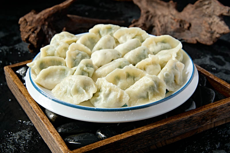 韭菜猪肉馅手工水饺