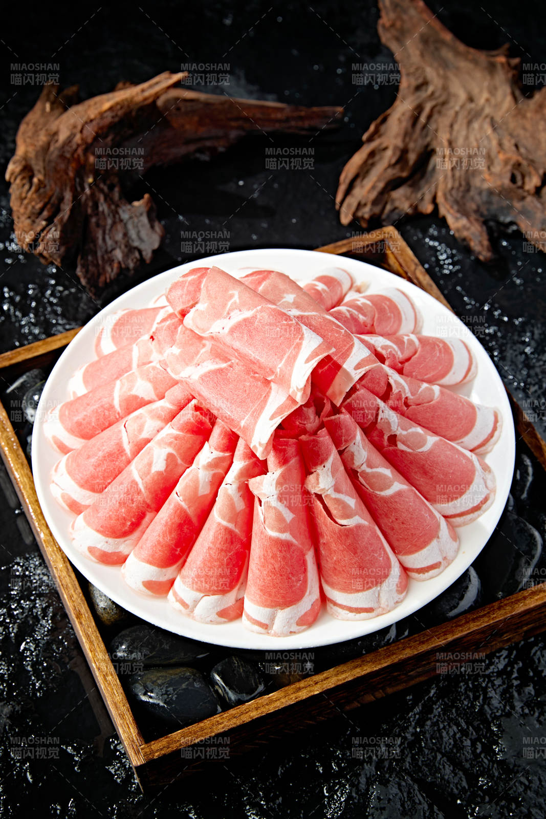 内蒙草原羔羊肉卷切片