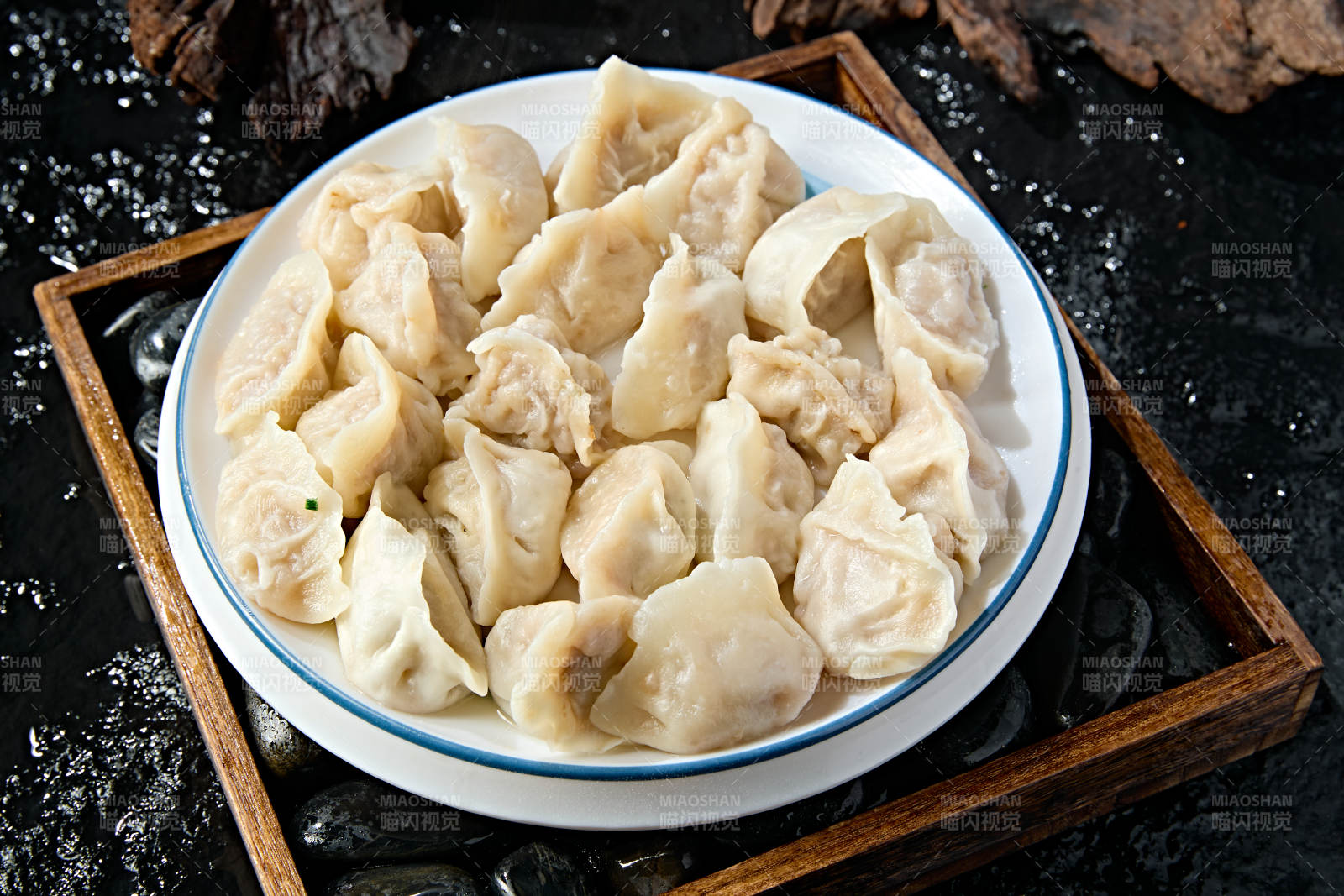 手工猪肉大葱馅饺子