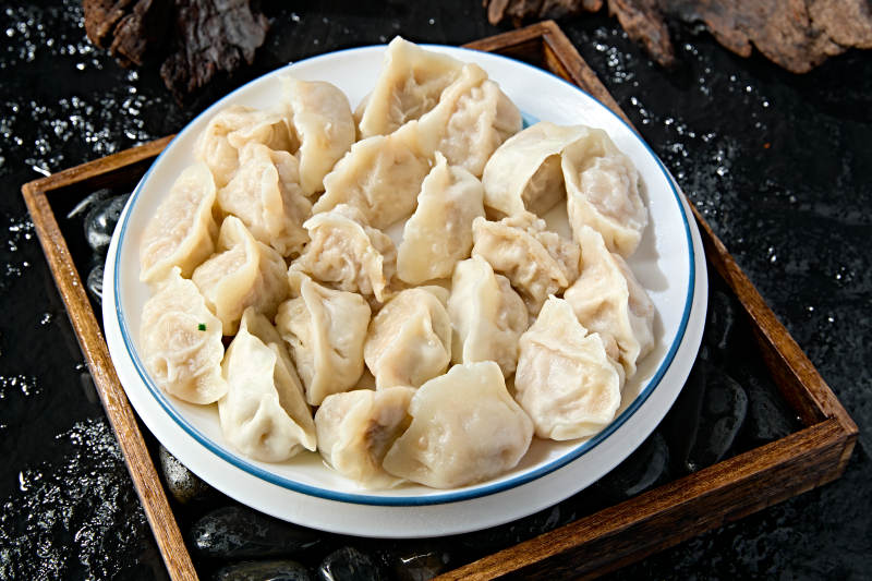 手工猪肉大葱馅饺子