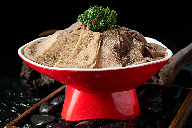 美味火锅食材鲜嫩大片毛肚