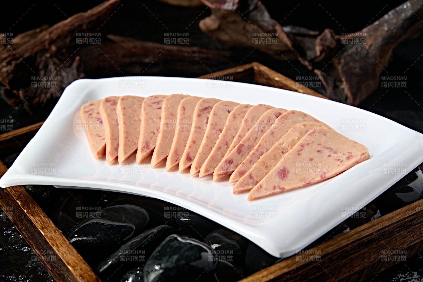 火锅涮品食材切片午餐肉