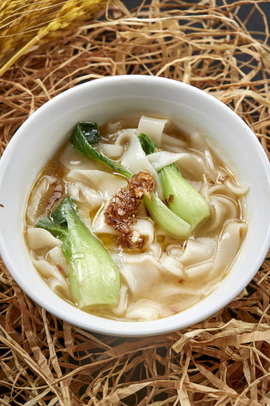 老陕面食葱油渣油菜素汤扯面