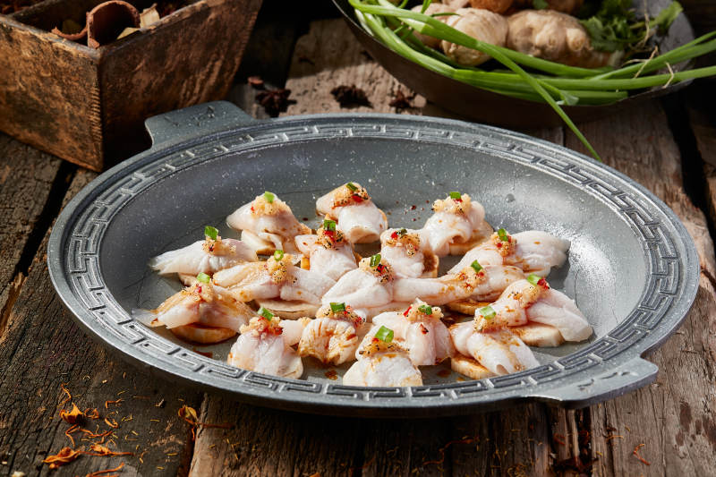 蒜香杏鲍菇香煎野生草鱼片