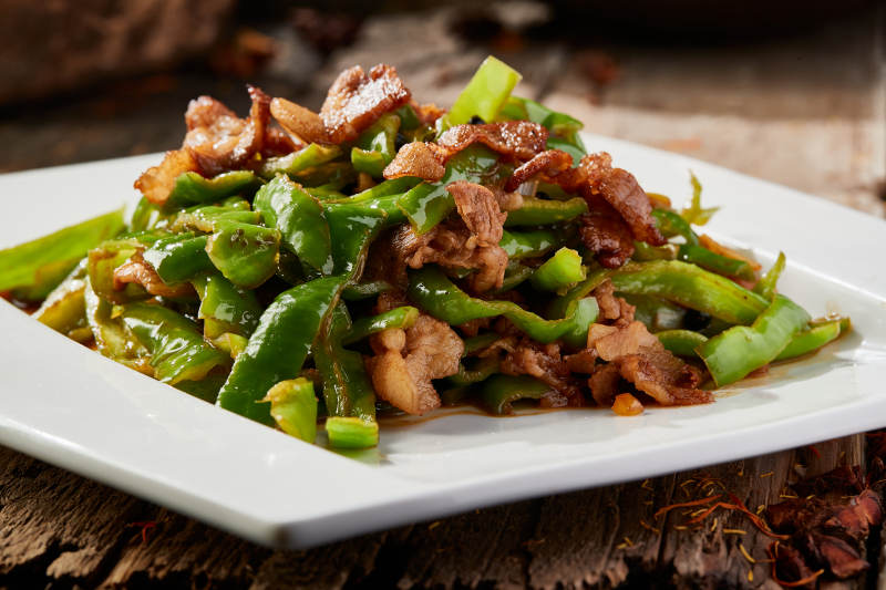 杭椒小炒五花肉