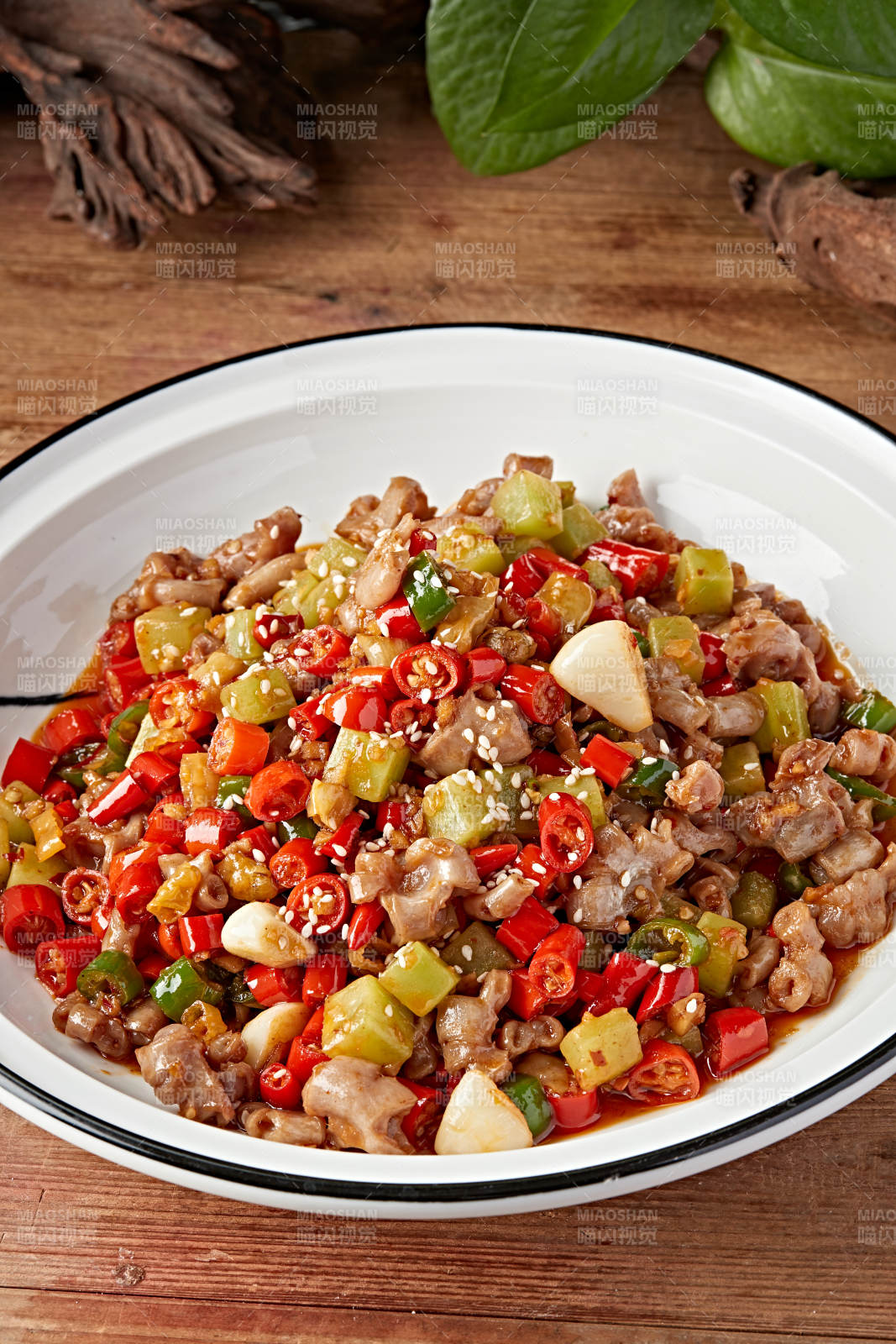 湘味剁椒蒜香爆猪脆肠图片