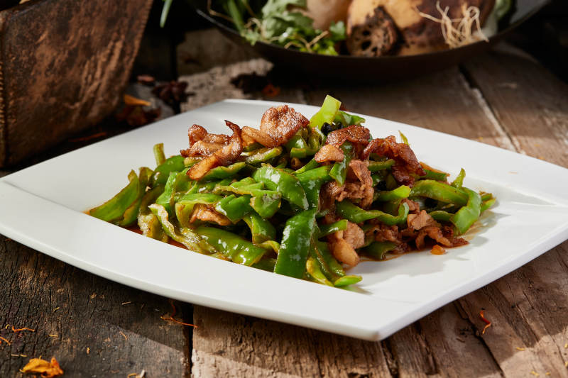 杭椒小炒五花肉