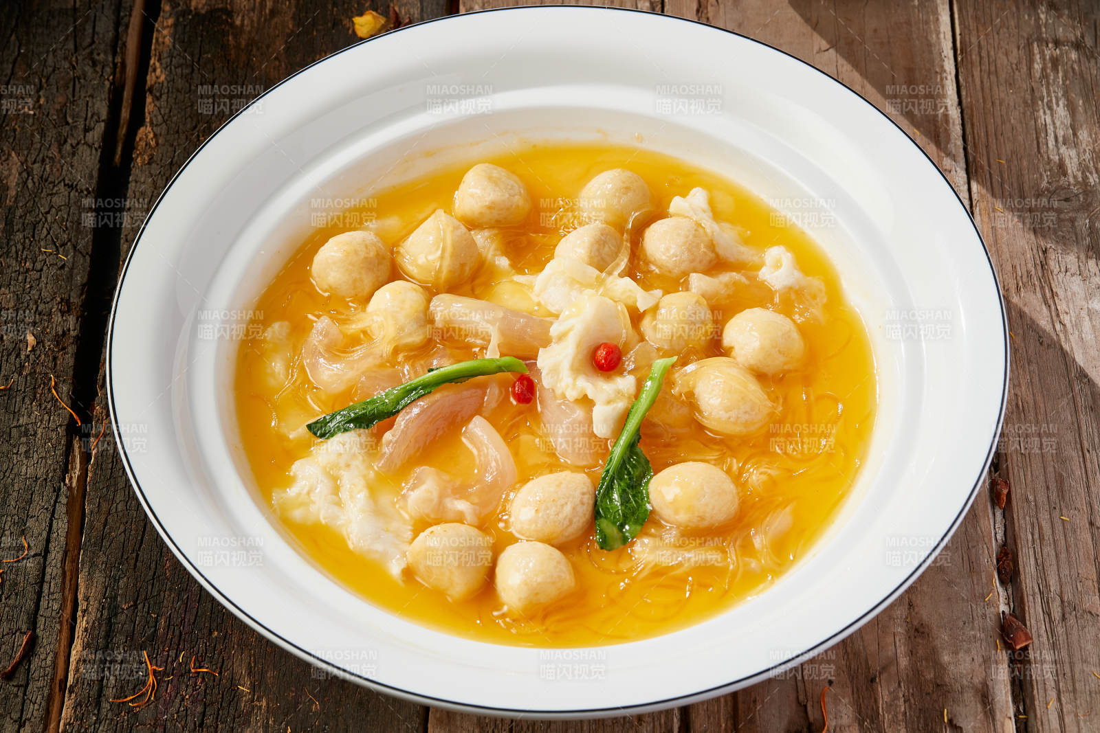 美味鱼鲜浓汤四宝