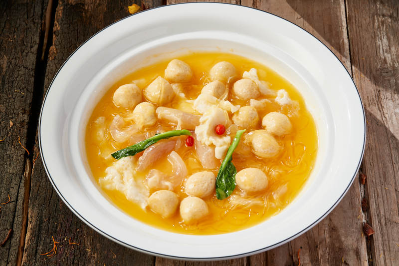 美味鱼鲜浓汤四宝