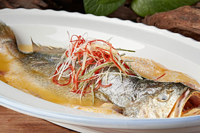 清蒸浓汤大黄鱼