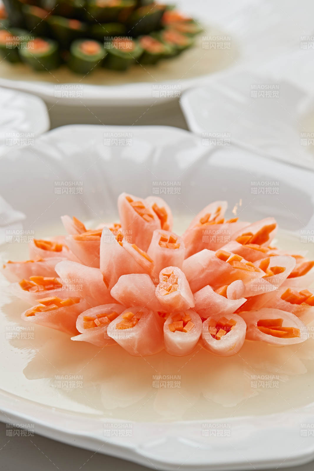 制作精美的藝術涼菜