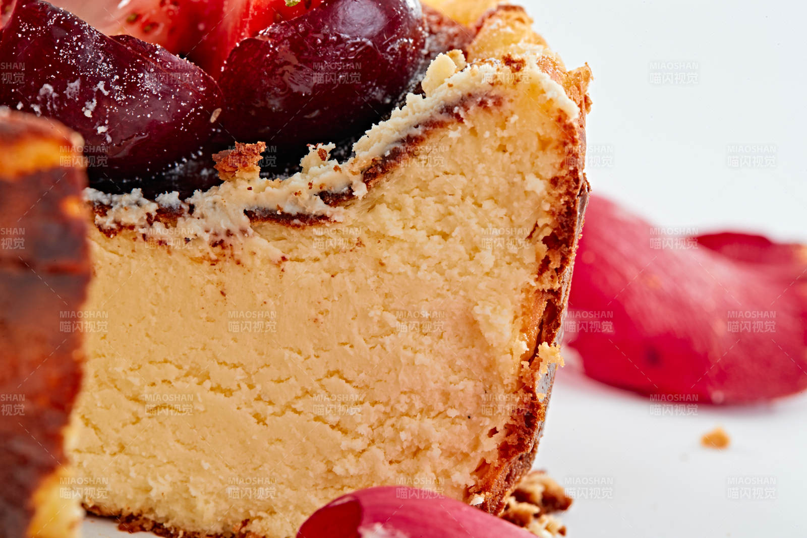 巴斯克芝士風(fēng)暴鮮果乳酪蛋糕