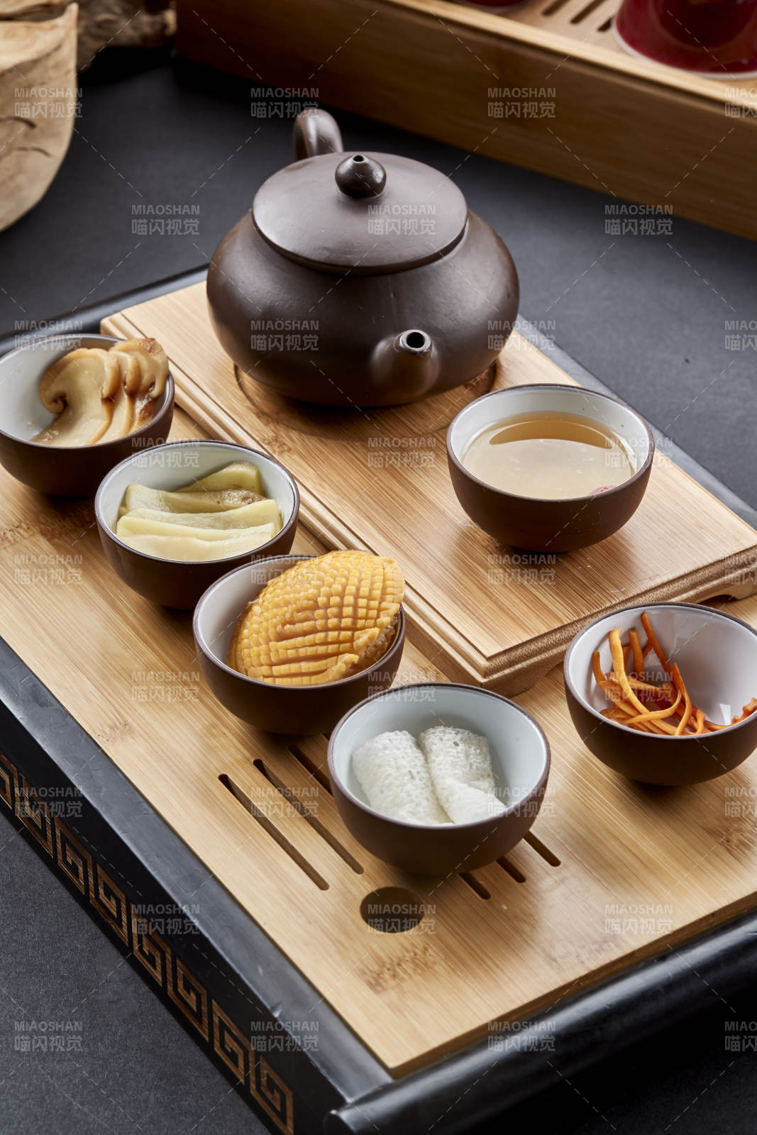 滋補功夫茶—松茸杏鮑菇鮮鮑竹蓀蟲草花枸杞