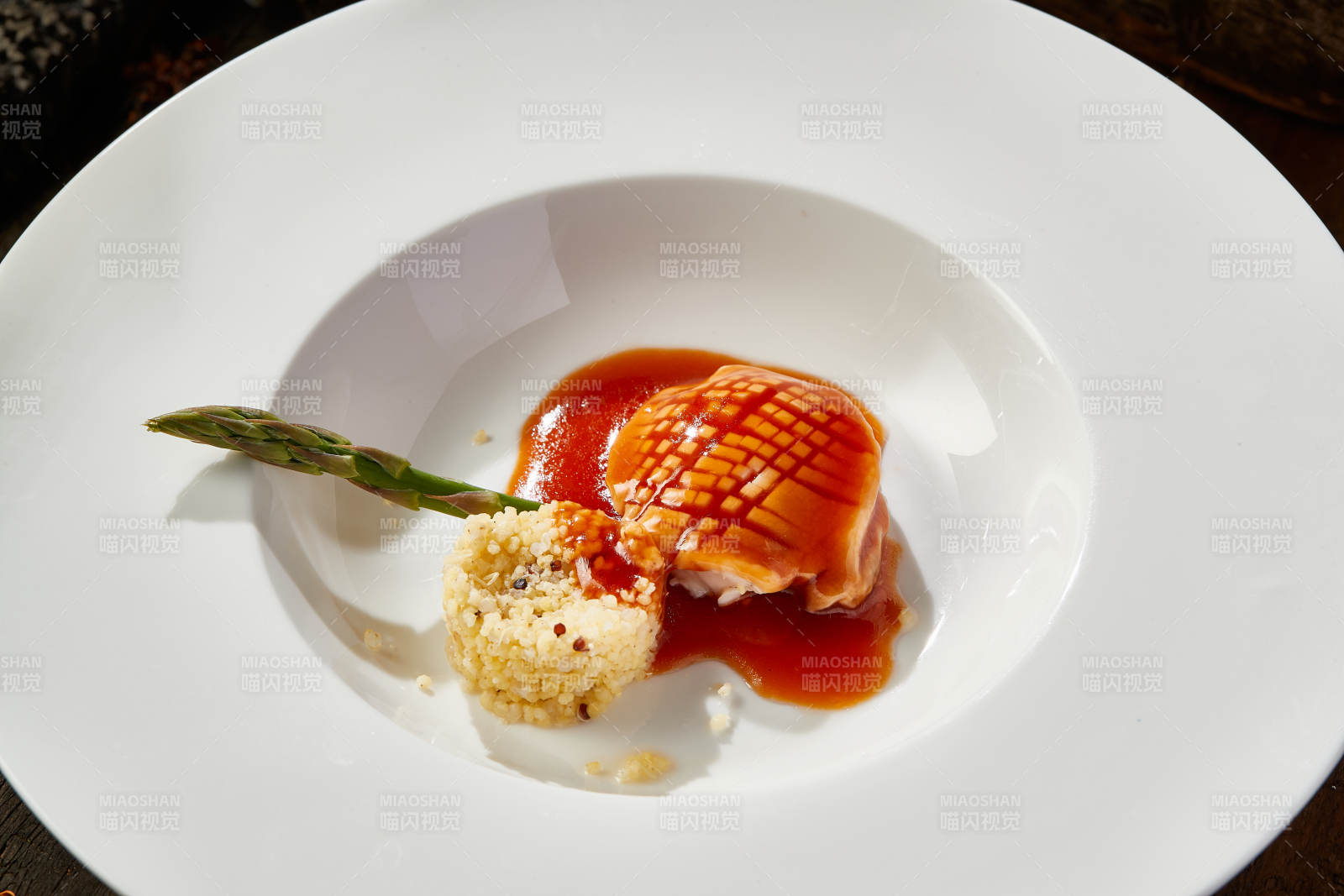 藜麦捞饭配浇汁鲜鲍鱼