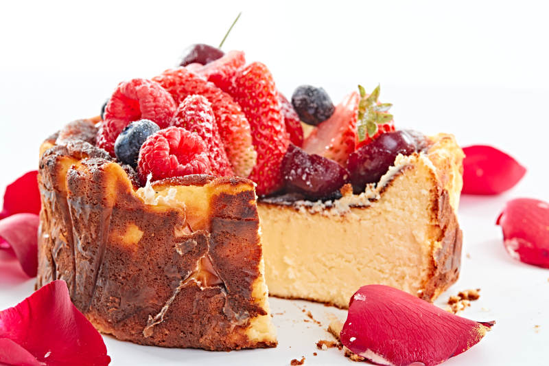 巴斯克芝士风暴鲜果乳酪蛋糕