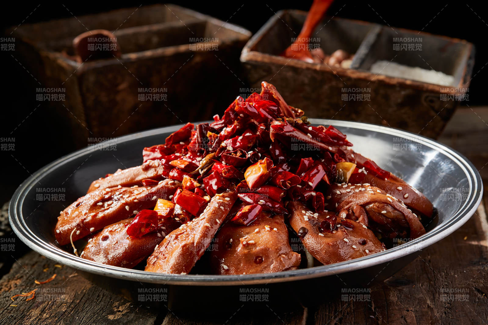 干鍋香鍋辣鴨頭