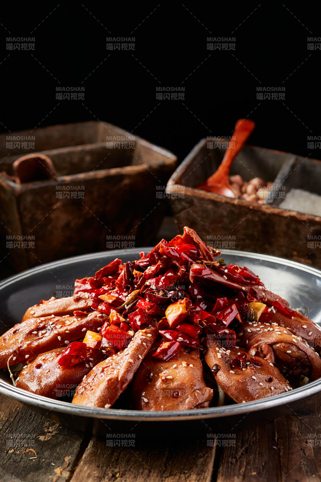 干鍋香鍋辣鴨頭