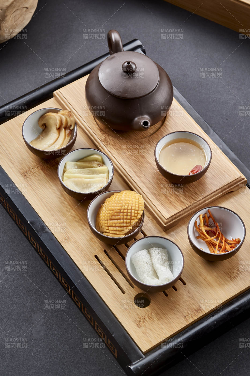 滋補功夫茶—松茸杏鮑菇鮮鮑竹蓀蟲草花枸杞