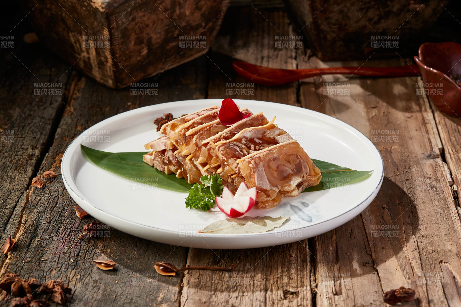 五香压肘花-摄影图