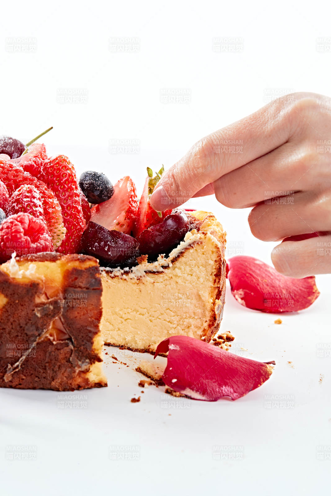 巴斯克芝士風(fēng)暴鮮果乳酪蛋糕