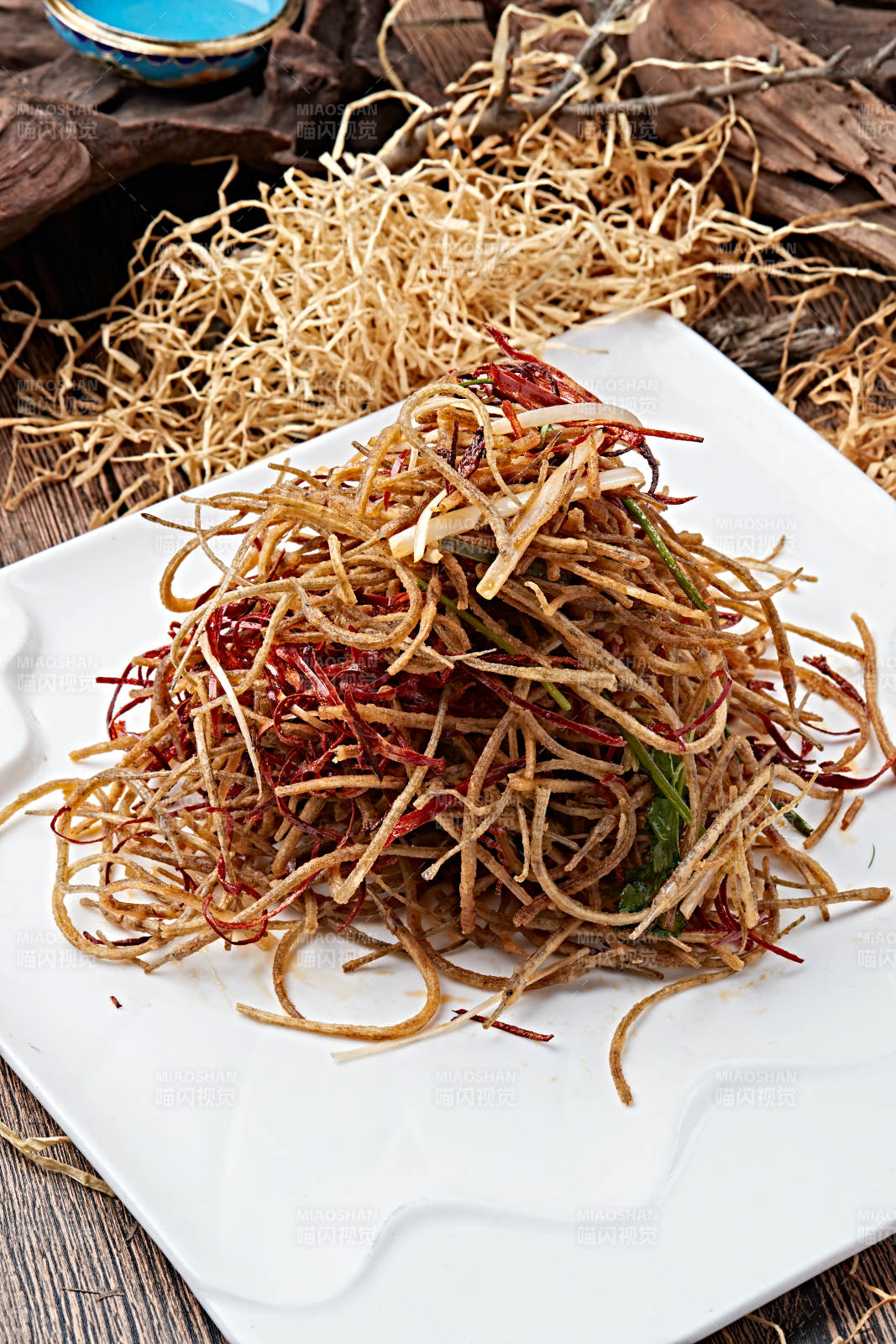 椒盐干炸海龙鱼-摄影图