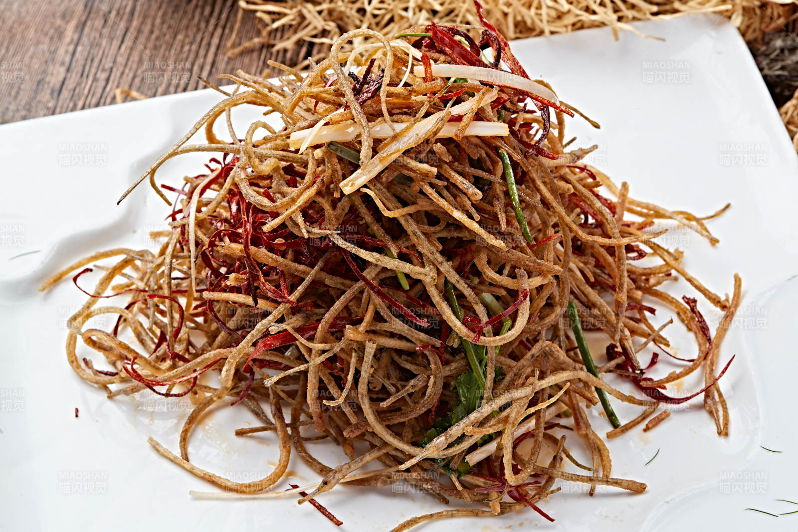 椒盐干炸海龙鱼-摄影图