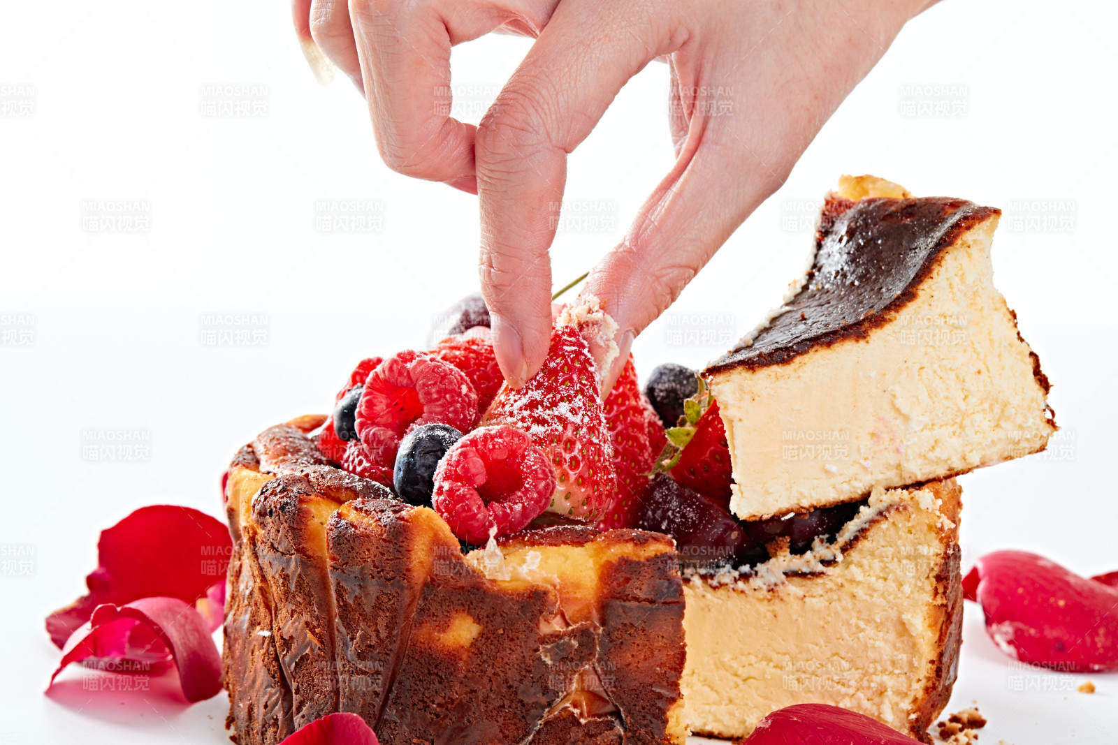 巴斯克芝士風暴鮮果乳酪蛋糕