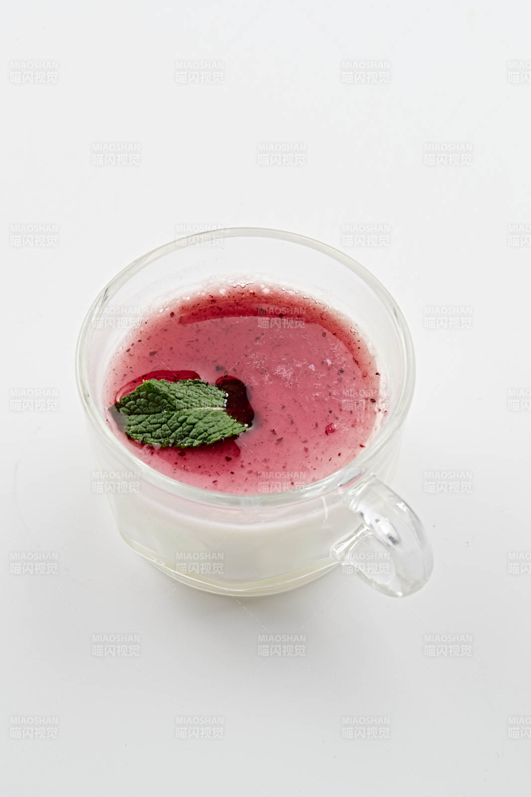 自制美味草原风味的多口味纯醸老酸奶