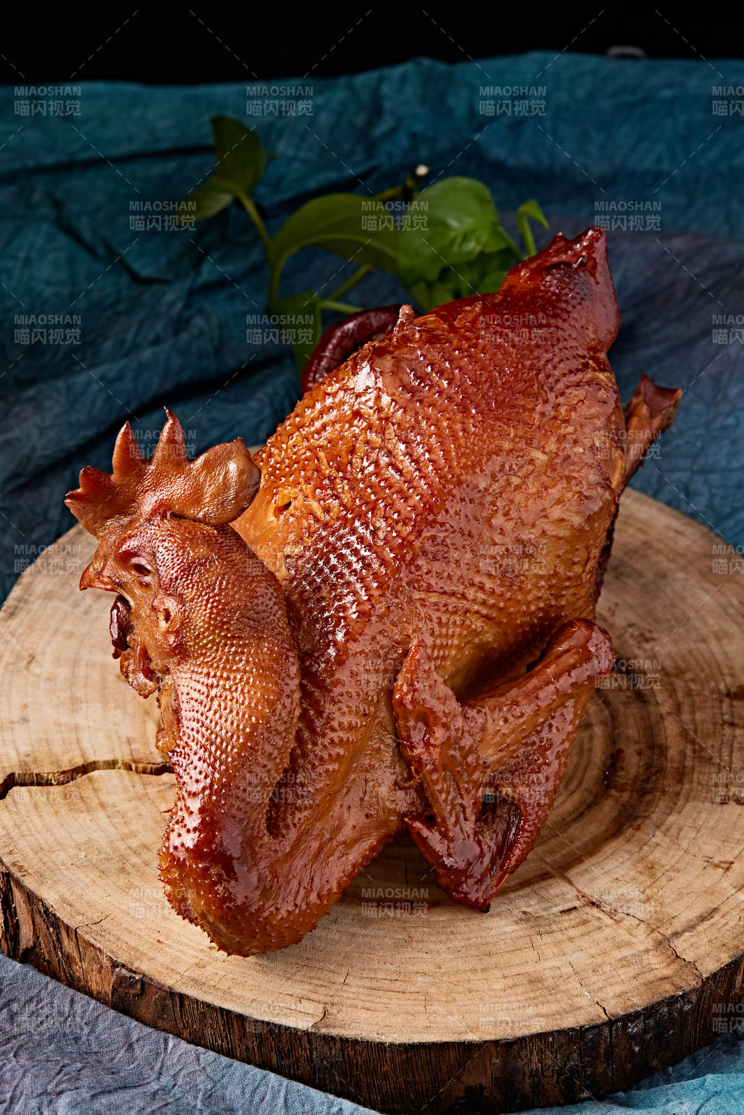 中餐美食熏酱烧鸡