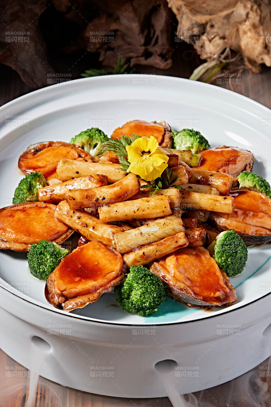 鲜鲍鱼红烧铁棍山药