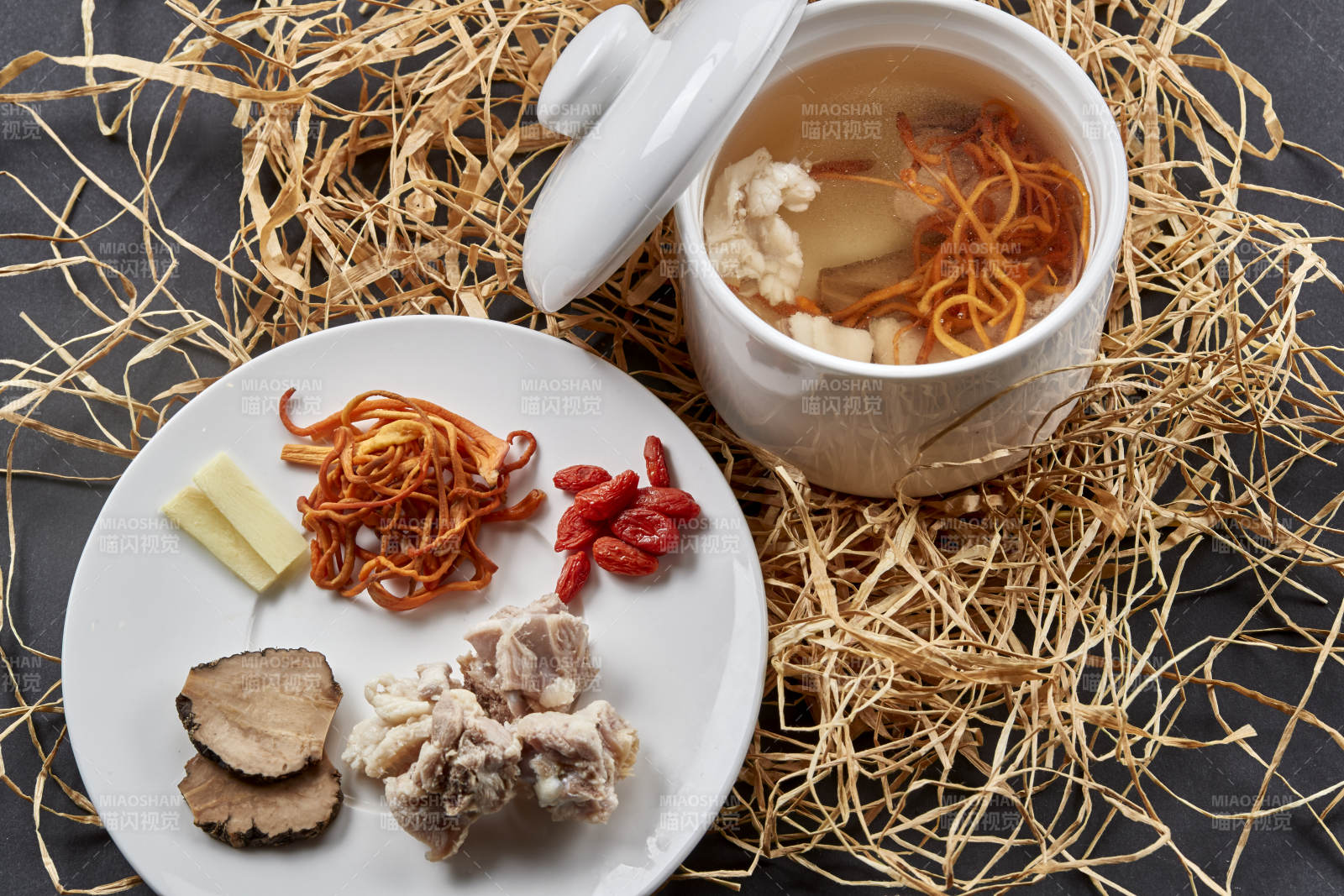 蟲草花黑松露乳鴿枸杞養生湯