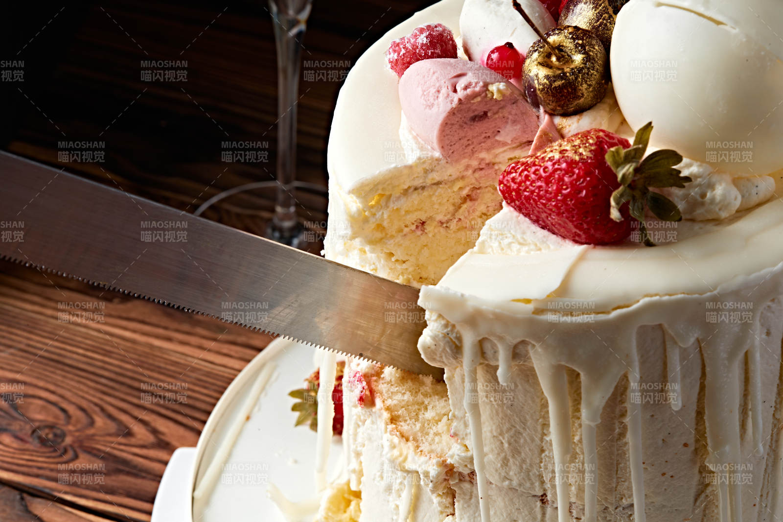 鲜果法式高级奶油慕斯生日婚礼蛋糕图片