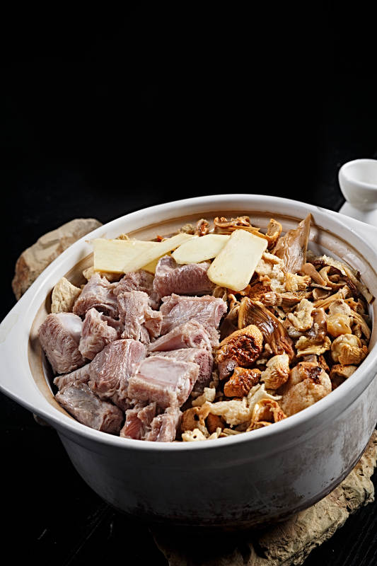 云南山珍雜菌排骨煲