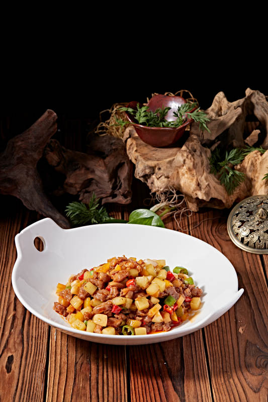 湘味辣炒黑山羊肉