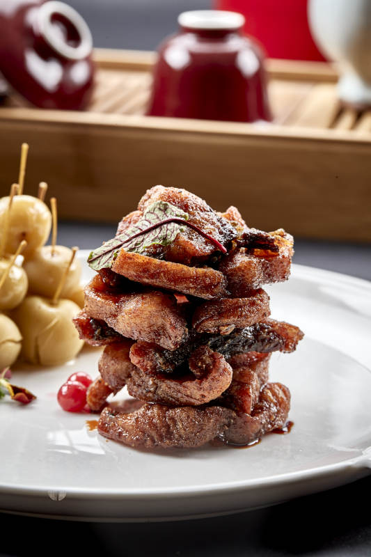 美味凉菜熟山楂配烟熏糟醉鱼