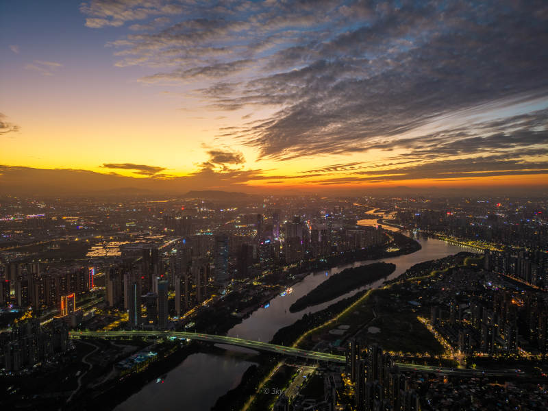 佛山暮色璀璨
