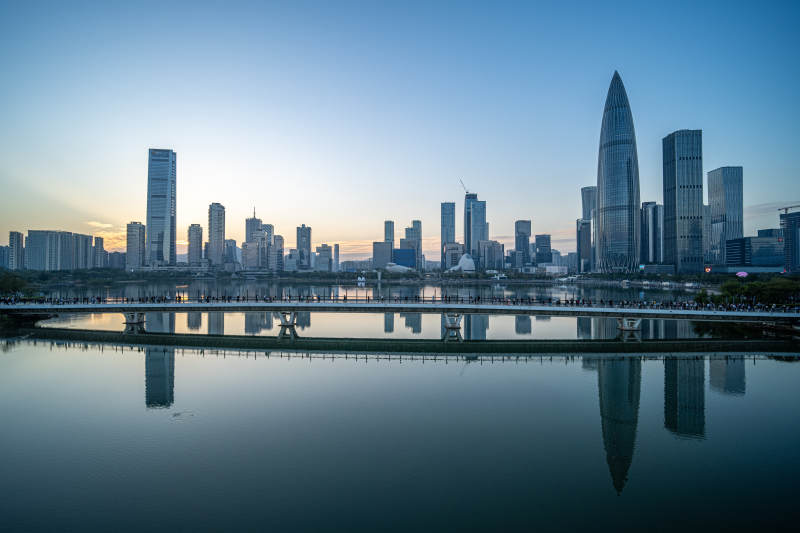 深圳城市天际线倒影